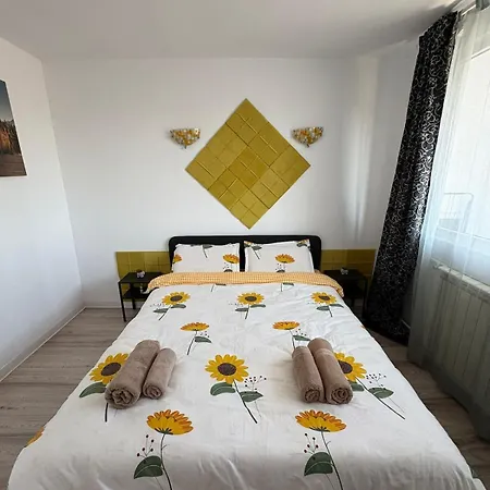 דירה Sunny 2bedroom *