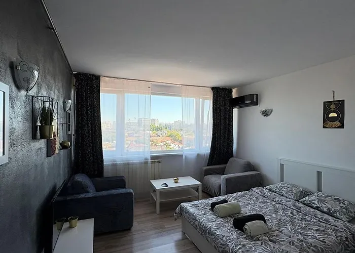 Sunny 2bedroom * Бухарест