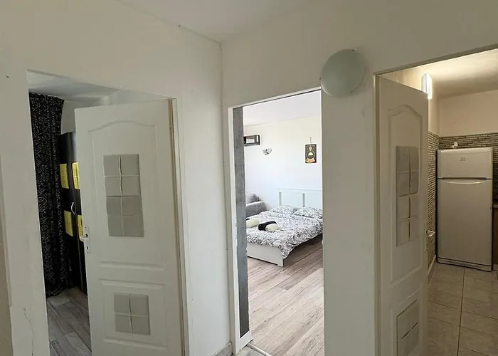 Sunny 2bedroom * Бухарест