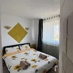 Sunny 2bedroom 布加勒斯特